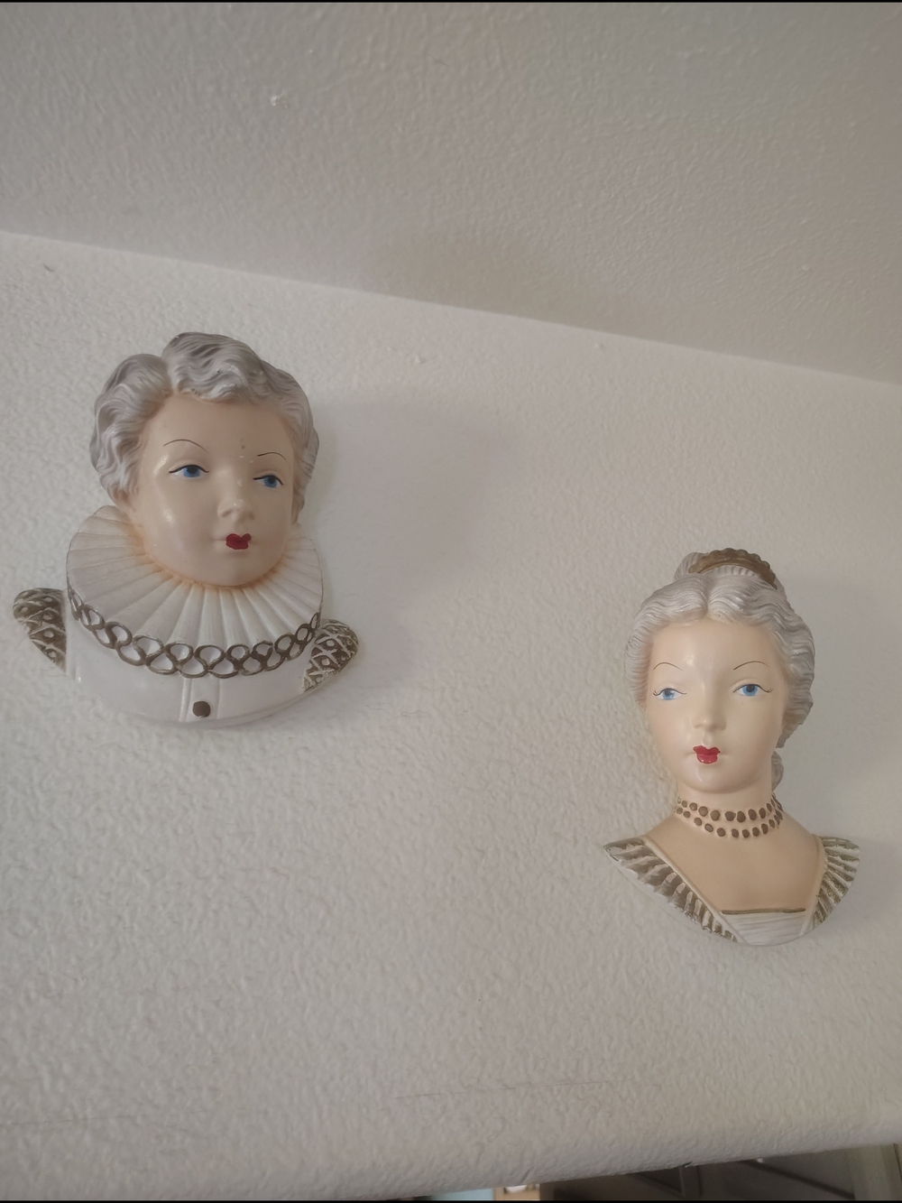 Vintage Chalkware Victorian Wall Busts Pair in Cream and Gold 1940s